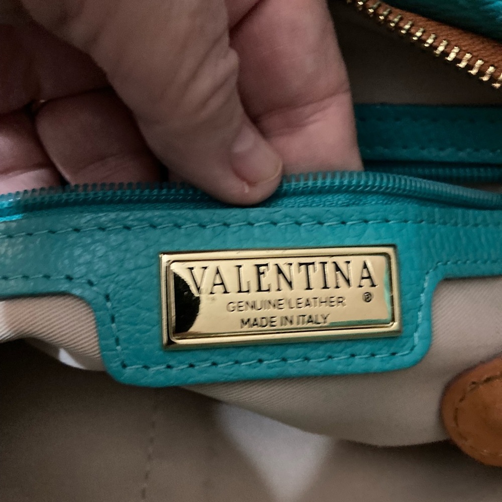 Valentina Adjustable Pebble Leather Shoulder/Crossbody Bag - Picture 10 of 16
